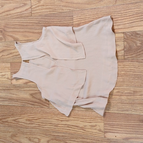 Pants Store Rogue layered tank with back slit in Blush, women's XS - Picture 2 of 3